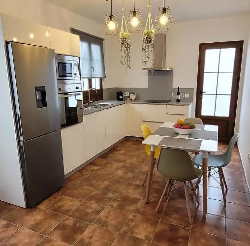 بيت للعطل Casa Tere Y Marcial تيناجون