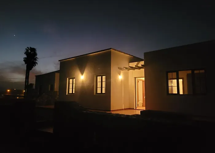 Casa Tere Y Marcial * تيناجون